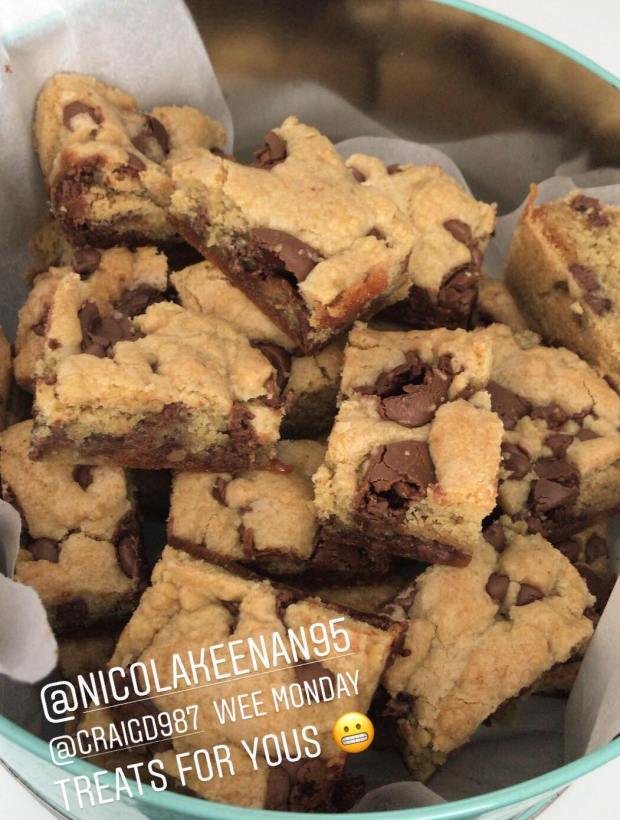Rolo cookie bar